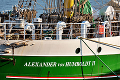 Die "Alexander von Humboldt II" im unterschiedlichen Licht und aus verschiedenen Perspektiven (4 x PiP)