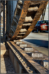 Zahnstange der Klappbrücke in Sète