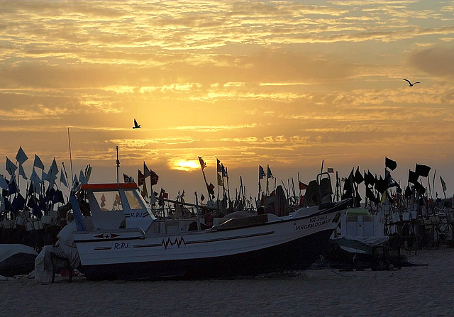 Sundown .. over the boats.. 'Monte Gordo'.... Portugal.