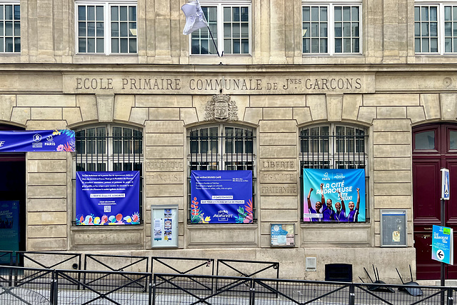 Paris 2024 – École primaire communale de jeunnes garçons