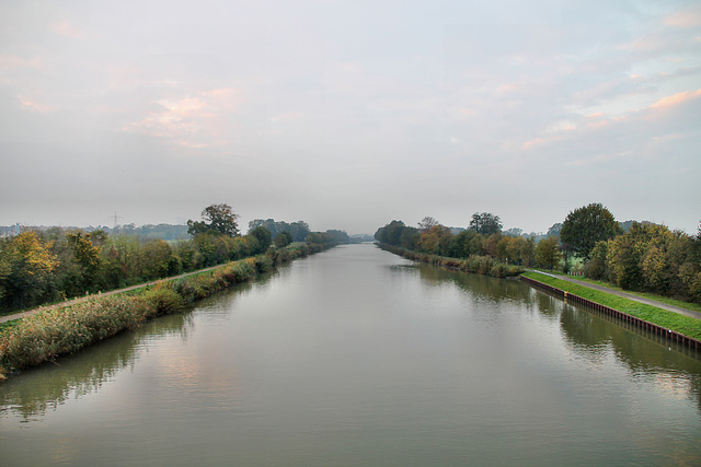 Blick auf den Datteln-Hamm-Kanal (Waltrop) / 2.11.2017