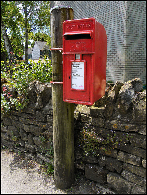 Wolvercote lamp box