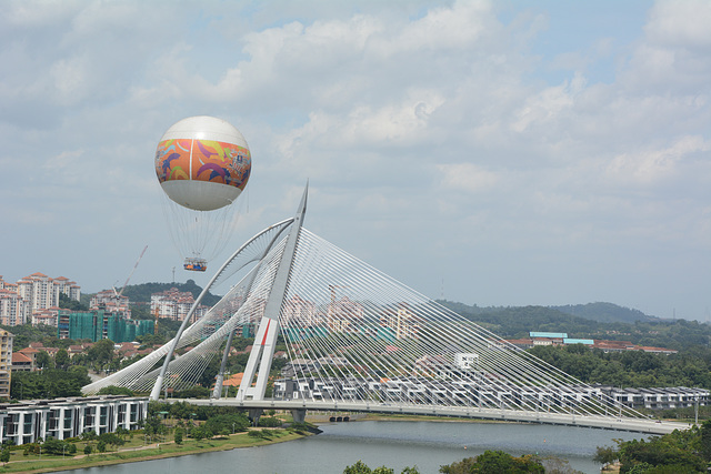 Seri Wawasan Bridge and Air Baloon Seri Wawasan Bridge and Air Baloon