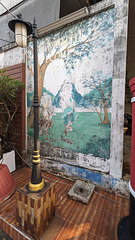 Fresque et lampadaire / Fresco and street lamp
