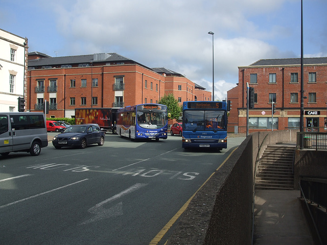 DSCF9749 Stagecoach in Chester DK09 GXY and PX06 DVV