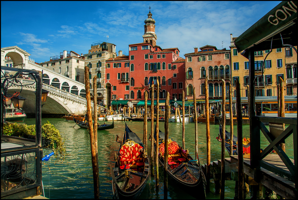 Gondola Traghetto di Riva del Vin - HFF