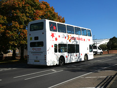 Star Travel (Star Cabs) LR52 KWO in Newmarket - 11 Oct 2022 (P1130676)