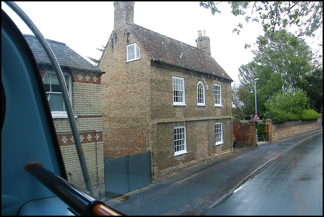 house with no door