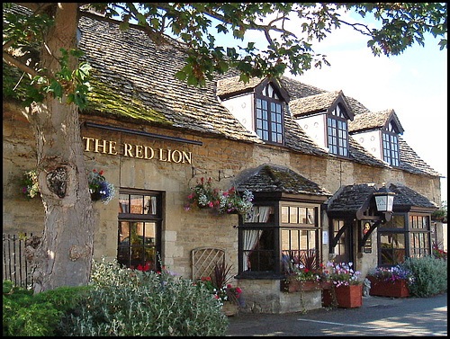 The Red Lion at Wolvercote