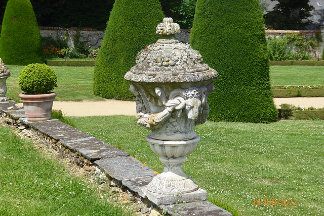 château DE LA RONGERE (Mayenne) 1/3