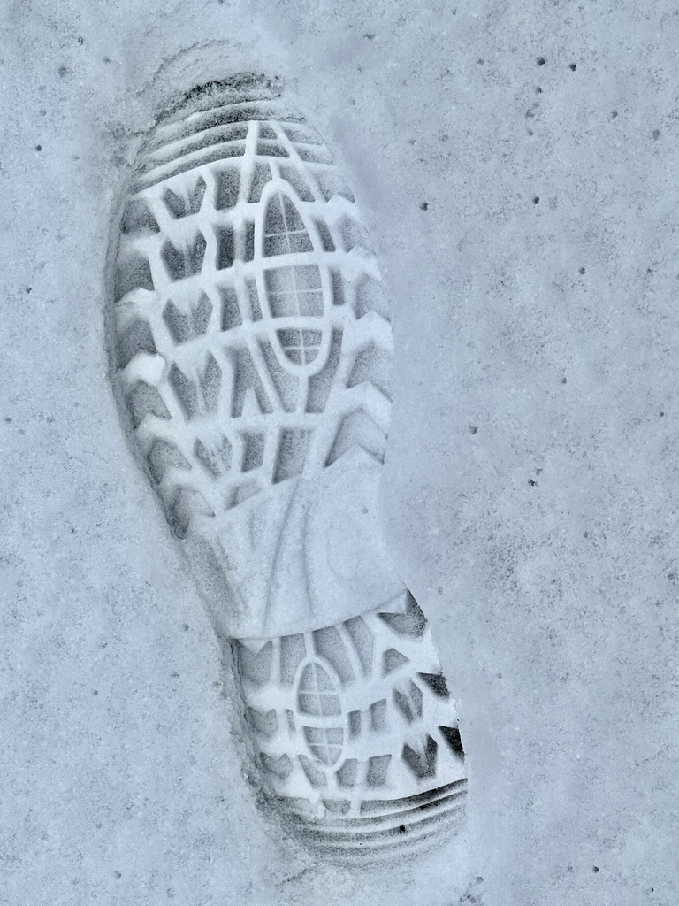 Wanderschuhsohlen im Schnee