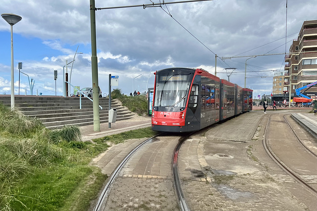 HTM 5048b at Scheveningen terminus