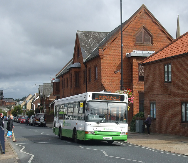 DSCF1457 Stephensons of Essex EU03 CFY in Bury St. Edmunds - 5 Sep 2015