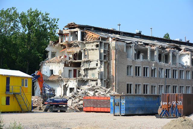 Demolition of the Clusius Laboratory