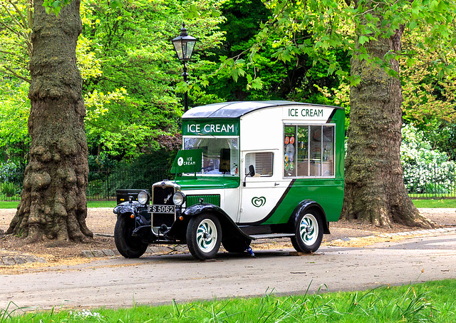 Ice Cream Van in Hyde Park, London