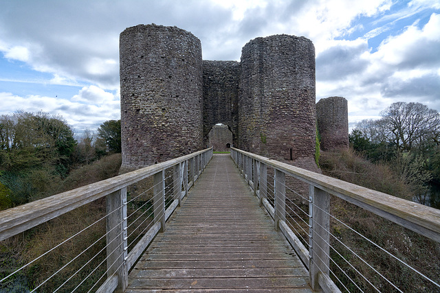 The White Castle moat bridge.