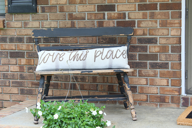 An aged bench, with lovely message... HBM....enjoy your new week~~~