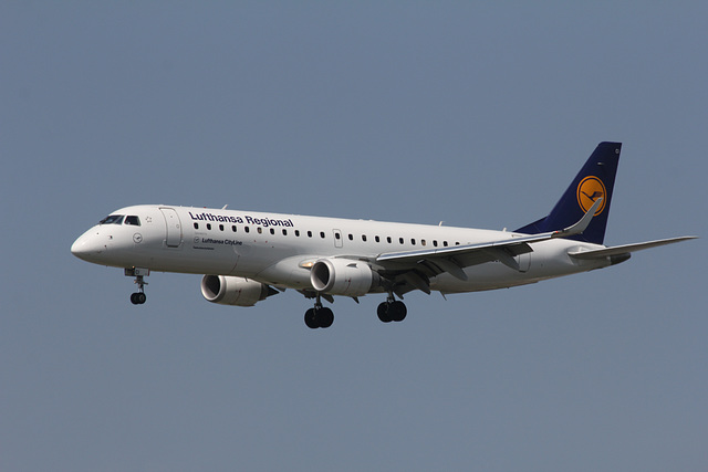 Embraer E190