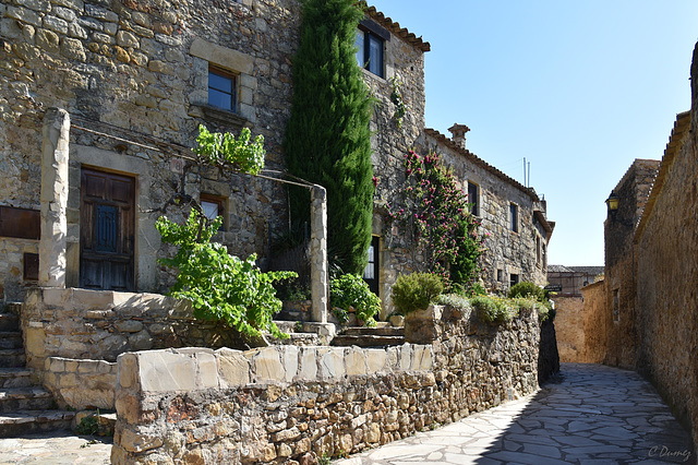 Pals - Village médiéval bien rénové