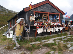 Trollstigen, Souvenir Hut