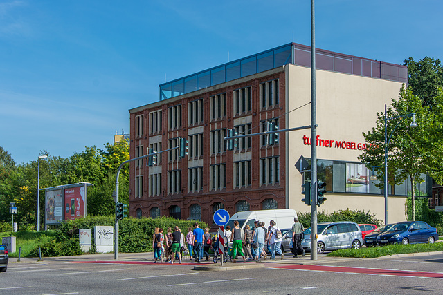 Blick zur heutigen "Tuffner-Möbelgalerie"