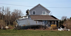 Épave décorative / Decorative wreckage