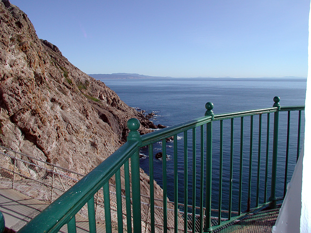 Lighthouse Cliff View