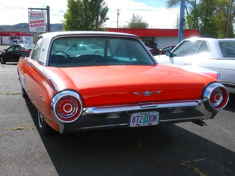 1963 Ford Thunderbird