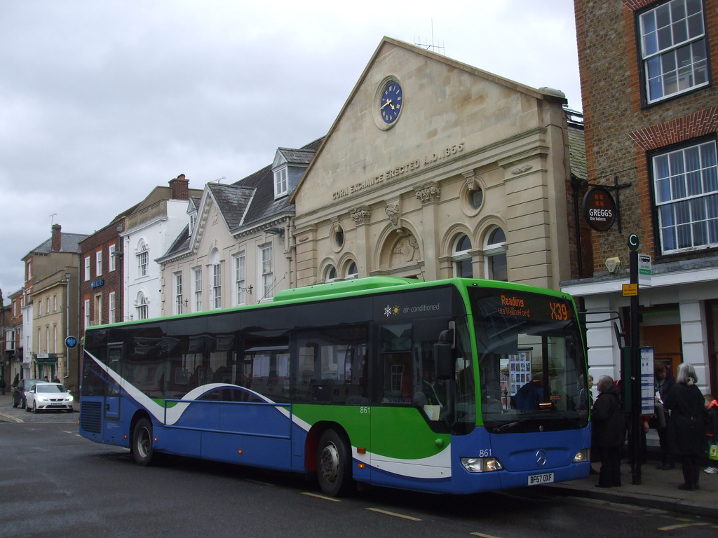 DSCF8617 Thames Travel (Go-Ahead) BF57 OXF in Wallingford - 28 Mar 2015