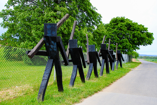 A Fence for Friday and some Soldiers of Wood