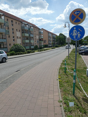 Liselotte-Herrmann-Straße in Teltow, am Abzweig von der Mahlower Straße