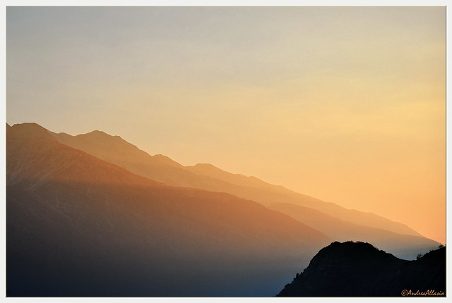 Mountain profiles in the twiglight