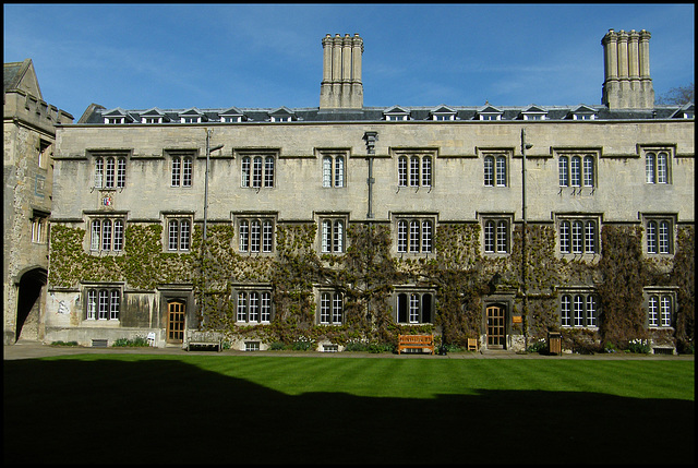 Exeter College front quad