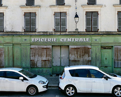 Jonzac - Epicerie Centrale