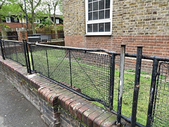 Deptford stretcher fence