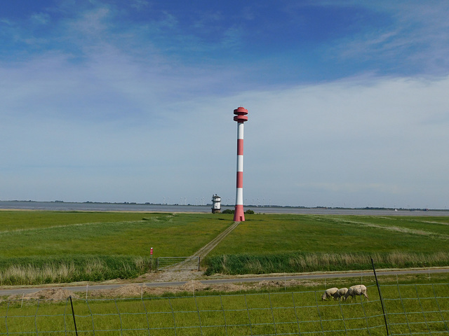 Alter und neuer Leuchtturm Balje