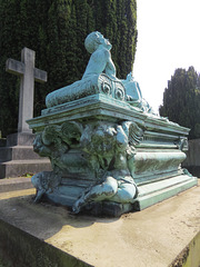 marylebone cemetery, east finchley, london