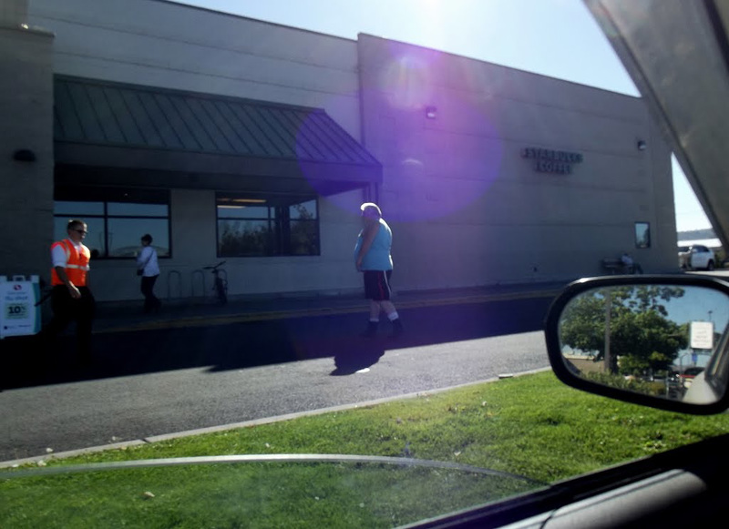 Yep, it's him. Making a cheeseburger and doughnut run.