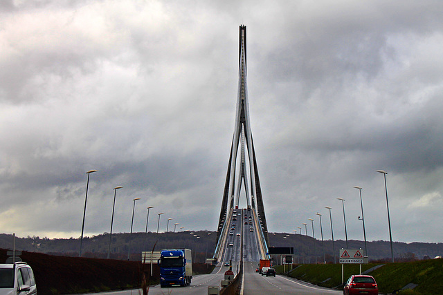 le Pont de Normandie....