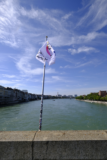 Blick von der mittleren Brücke in Basel