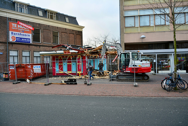 Kiosk demolished