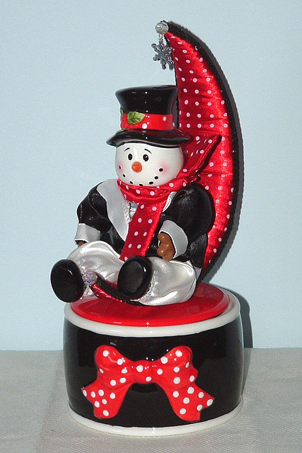 Tuxedo Snowman music box