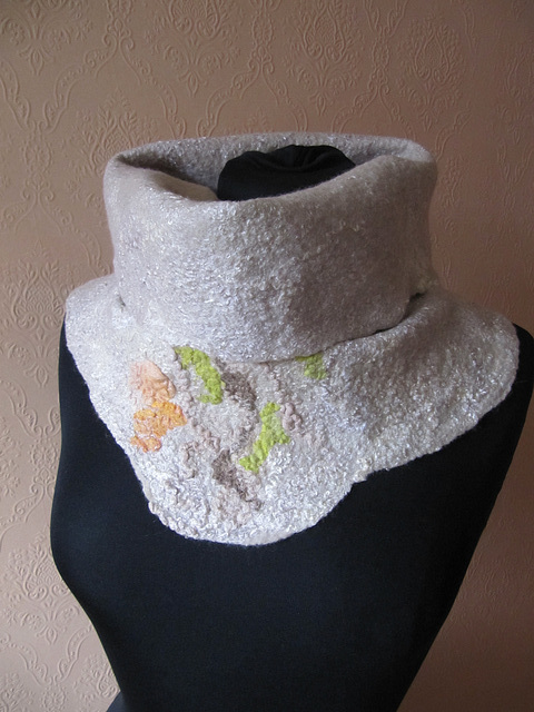 felted neck warmer