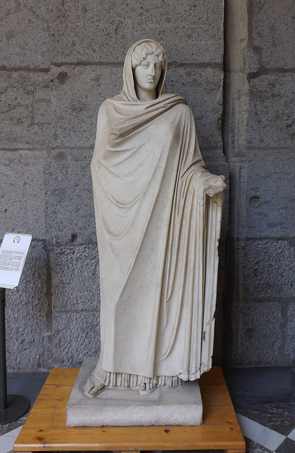 Copy of the Aphrodite Sosandra from Stabiae in the Naples Archaeological Museum, July 2012
