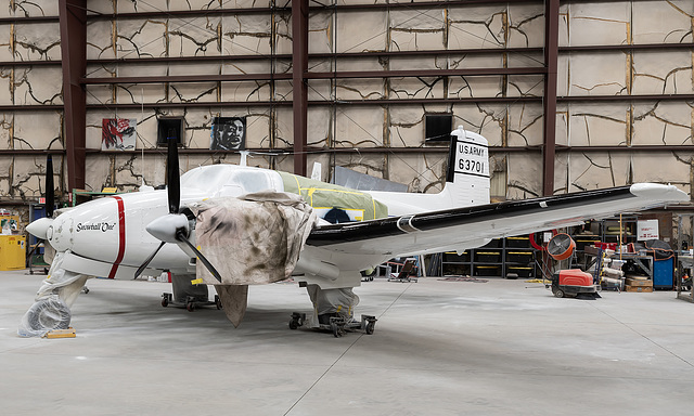 Beechcraft U-8D 56-3701