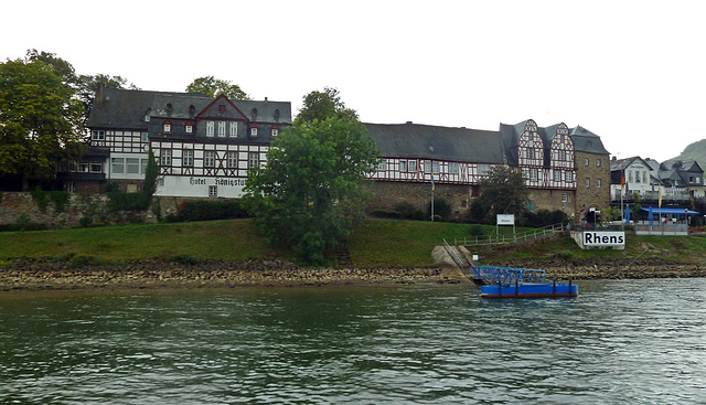 Fachwerkhäuserfront in Rhens am Rhein