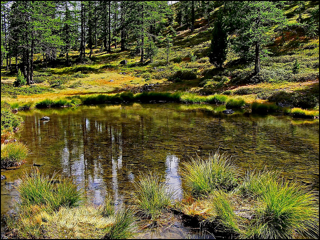 Il lago della capra in controluce