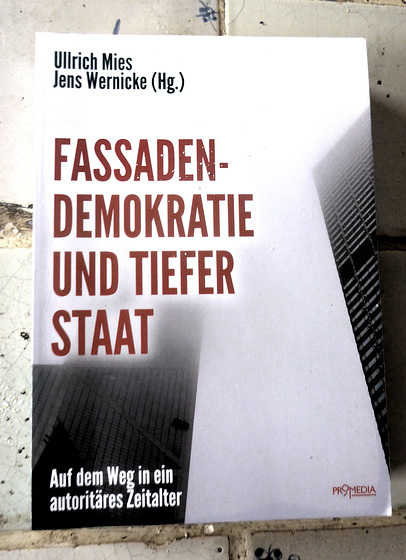 Fassadendemokratie und Tiefer Staat