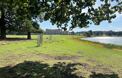 A walk around Holkham Hall