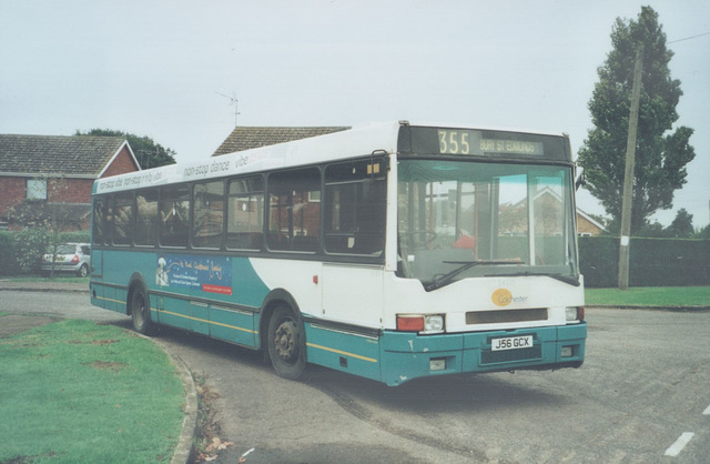 Burtons Coaches J56 GCX (still in Arriva livery) - 25 Oct 2006 (565-32A)